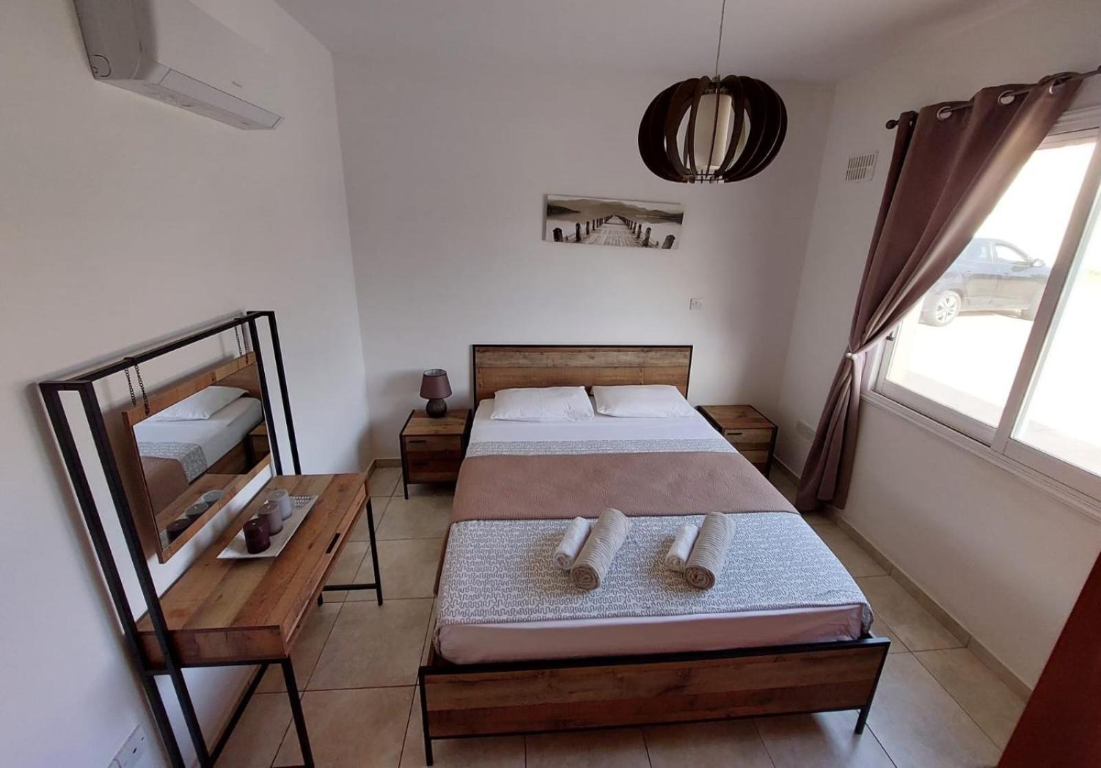 Joanne'S Cosy 1 Bdrm Apt Paphos Exteriör bild
