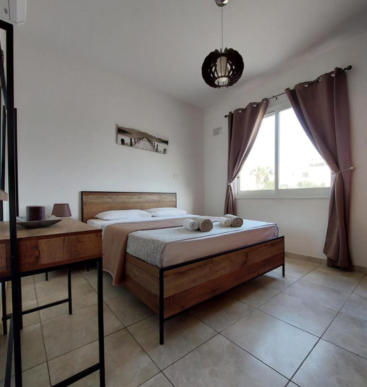 Joanne'S Cosy 1 Bdrm Apt Paphos Exteriör bild